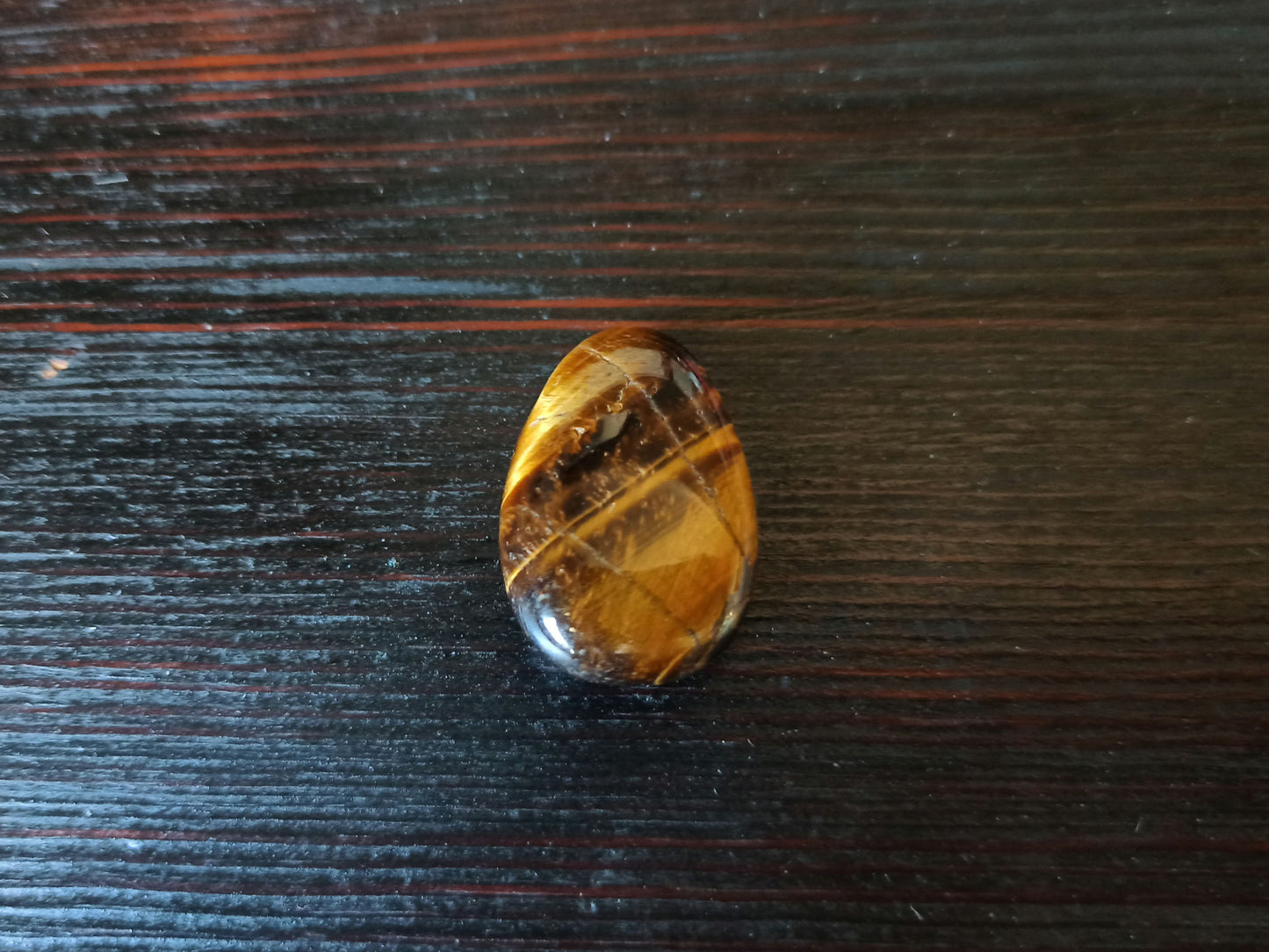 Pendentif pierre percée œil du tigre