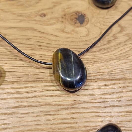 Pendentif Œil de faucon