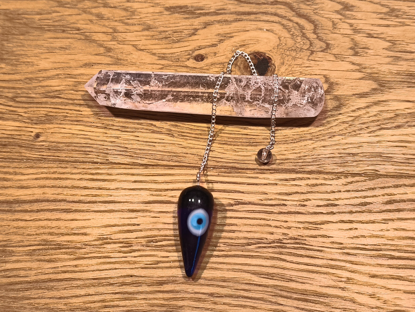 Pendule goutte œil de protection