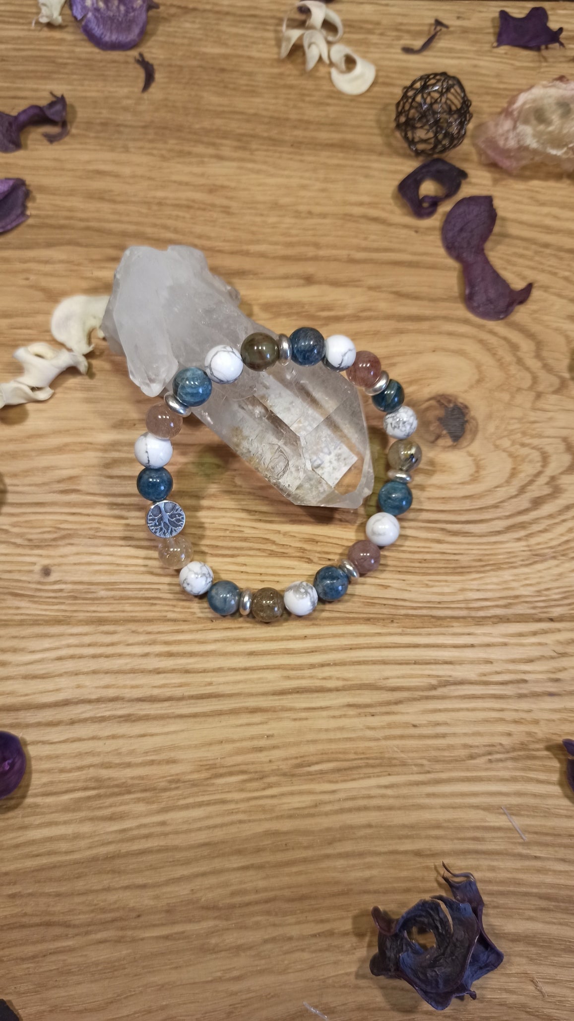 Bracelet Howlite, Apatite, Quartz rutile