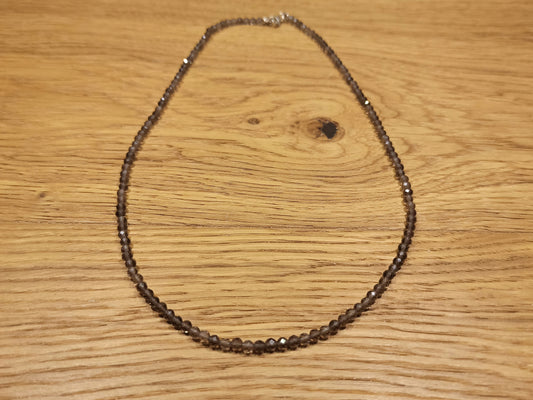Collier ras de cou en Quartz Fumé