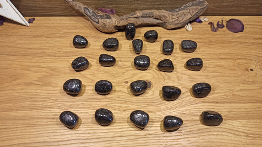Numite (ou nuummite)