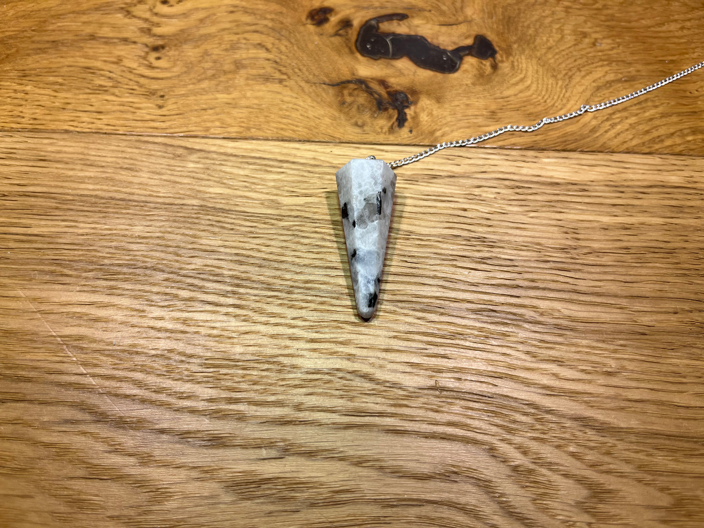 Pendule labradorite blanche