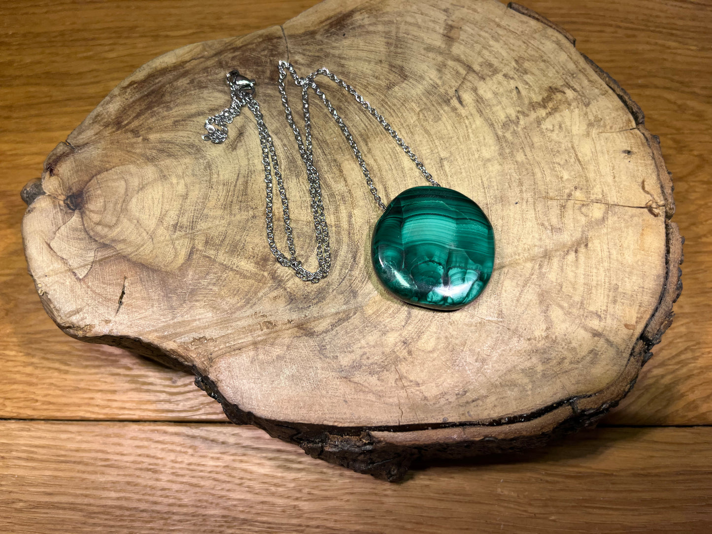 Malachite – Pendentif rond avec chaîne en acier inoxydable